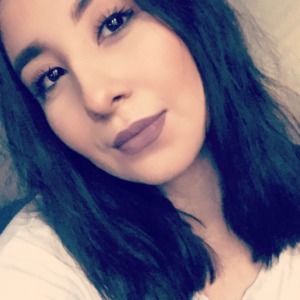 Meet your Posher, Juana